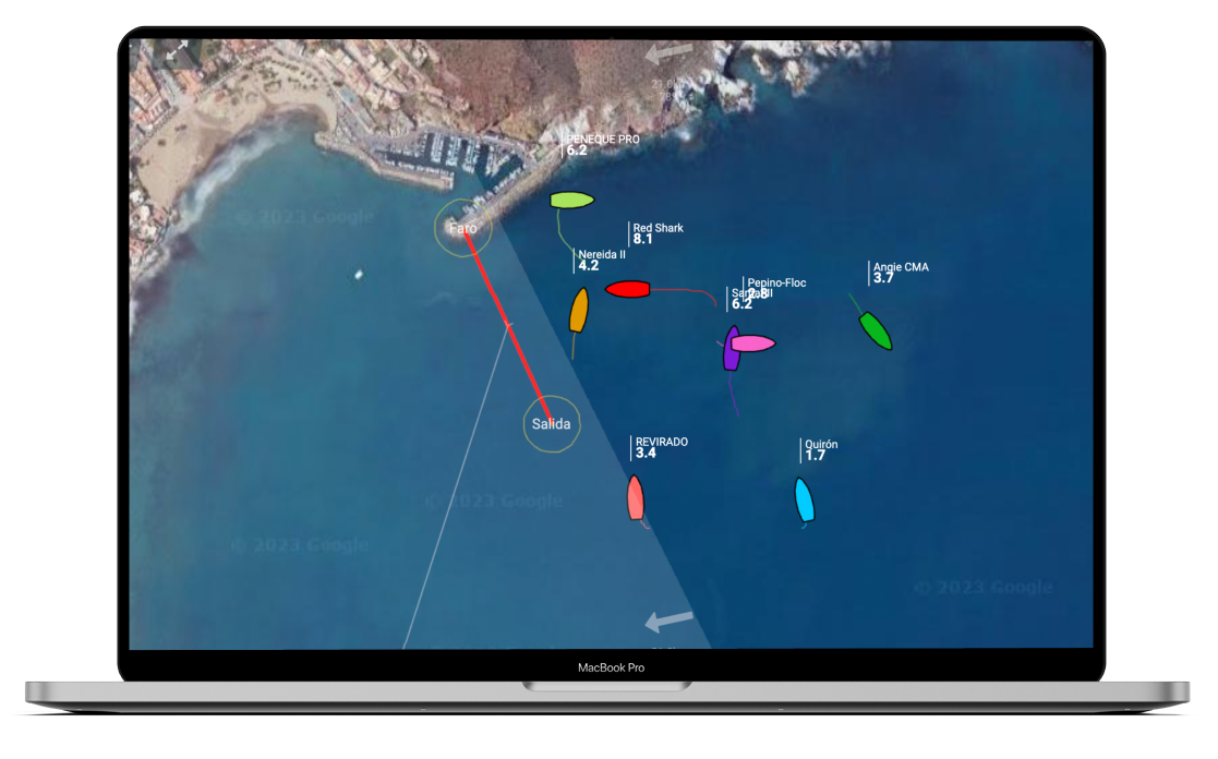 Laptop displaying a regatta in real-time